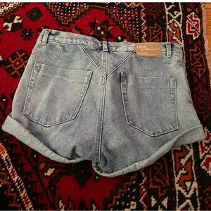 One x one teaspoon short